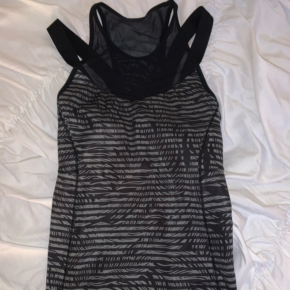 Lululemon work out top
